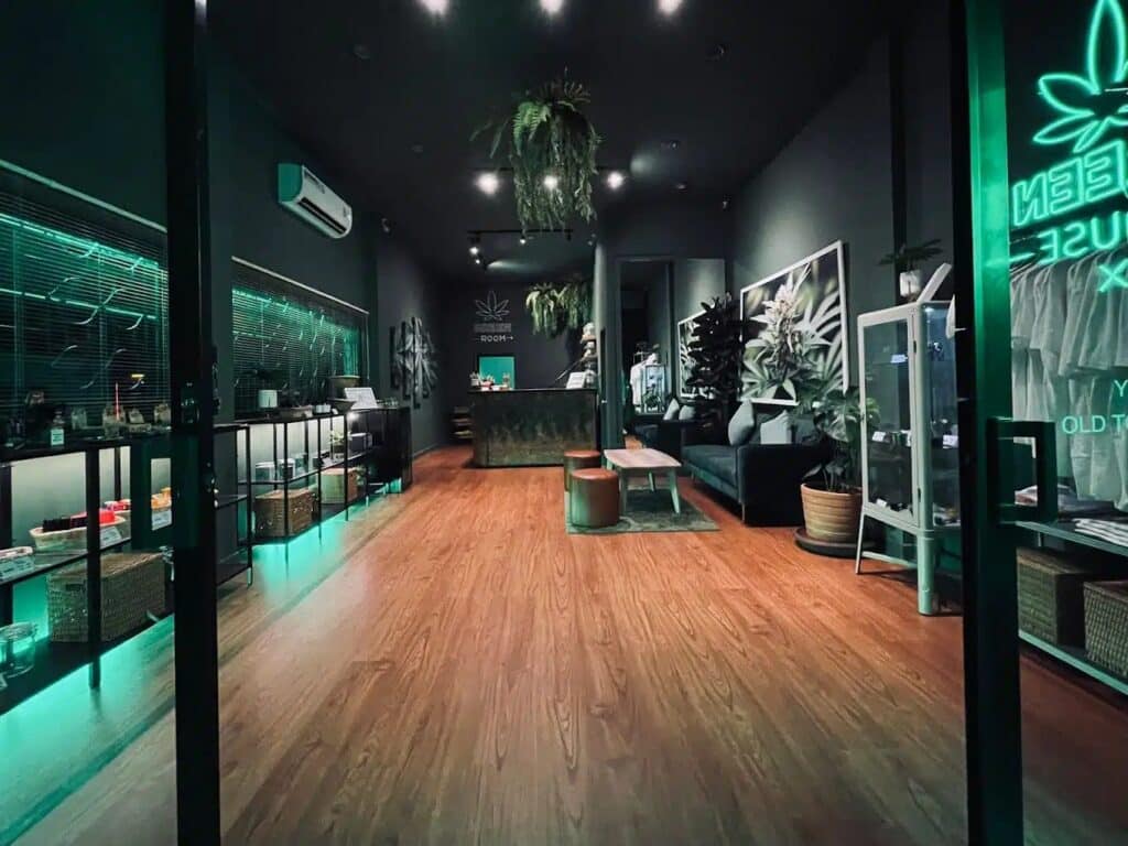 ร้านขายยากัญชาที่ดีที่สุดในภูเก็ต - Green House Rawai | Cannabis Dispensary