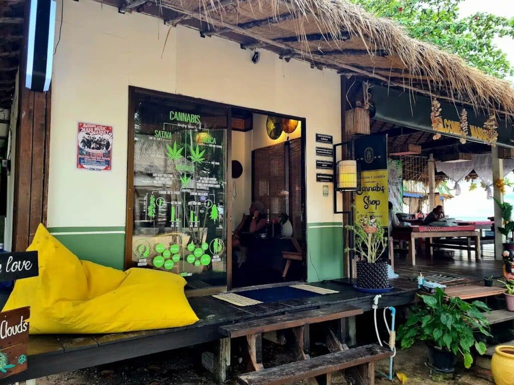 ร้านขายกัญชาที่ดีที่สุดในเกาะลันตา - Lanta High Weed Cannabis Cafe
